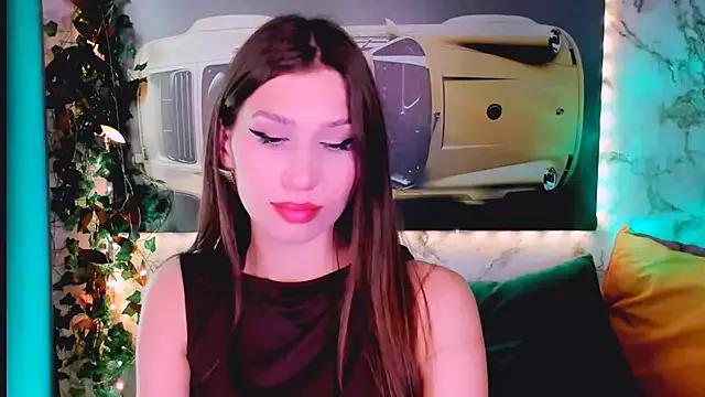 Mollyinyourmind on StripChat 