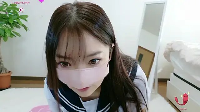 Freechat momochan88 on StripChat