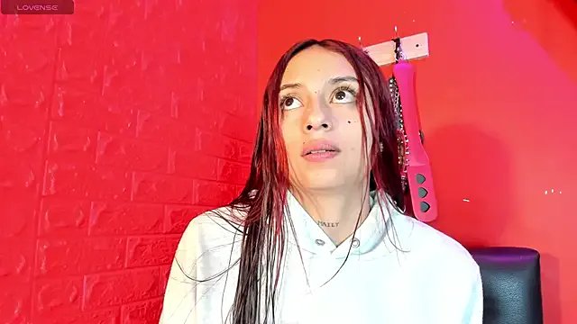 Freechat Monttserratt on StripChat