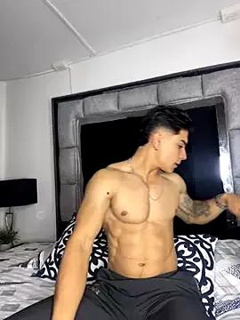 MR_MUSCLE on StripChat 