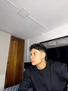 MR_MUSCLE on StripChat