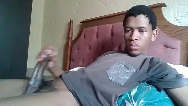 MzansiMonster on StripChat