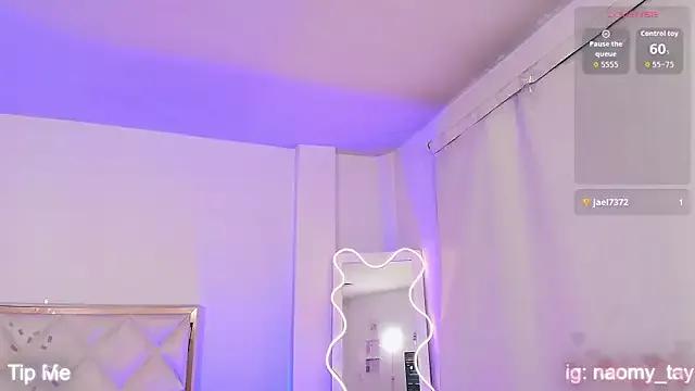 Naomy_tay1 on StripChat