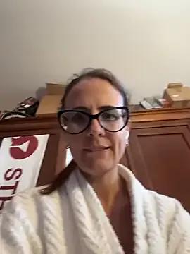 StripChat NataKitten is Freechat NataKitten — Bra off in public, show boobs