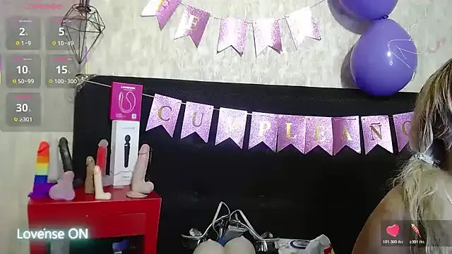 Freechat Natasha_699 on StripChat