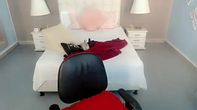 Freechat nathalialoes1 on StripChat