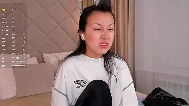 Nelly_Kimm on StripChat 