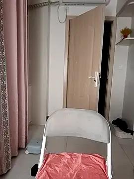 nini10052025's avatar