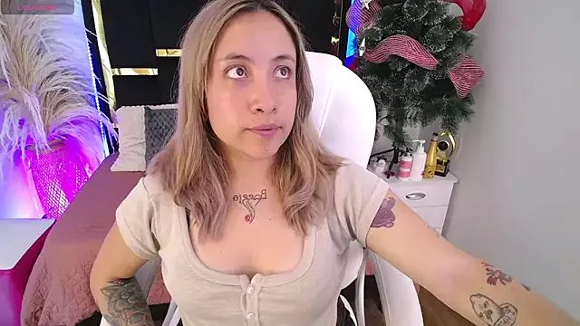 Freechat NyxAndria_1 on StripChat