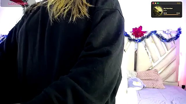 Freechat NyxAndria_1 on StripChat