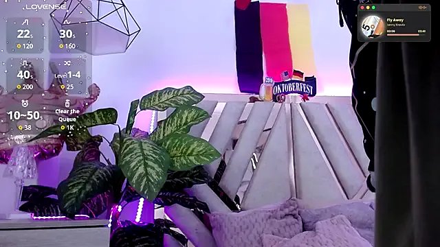 Freechat NyxAndria_1 on StripChat