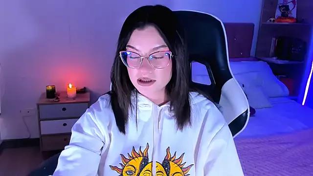 Freechat OphelianaRose33 on StripChat