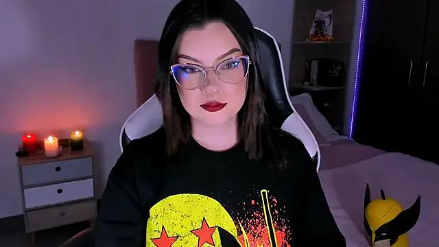 Freechat OphelianaRose33 on StripChat