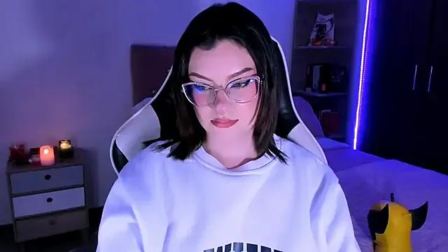 Freechat OphelianaRose33 on StripChat