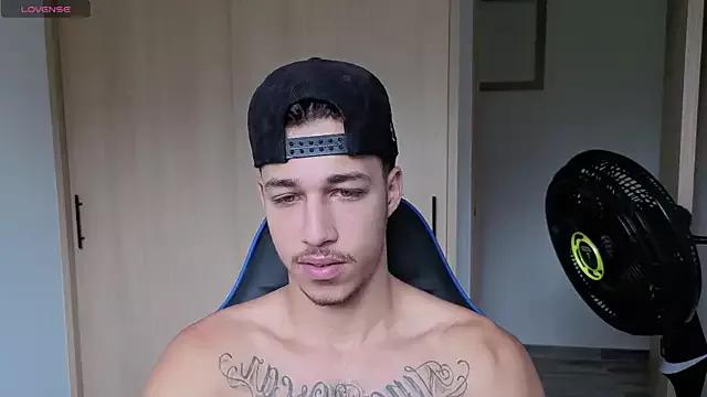 orionblaze69_ on StripChat 