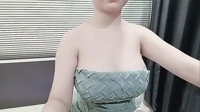 Freechat pelue on StripChat