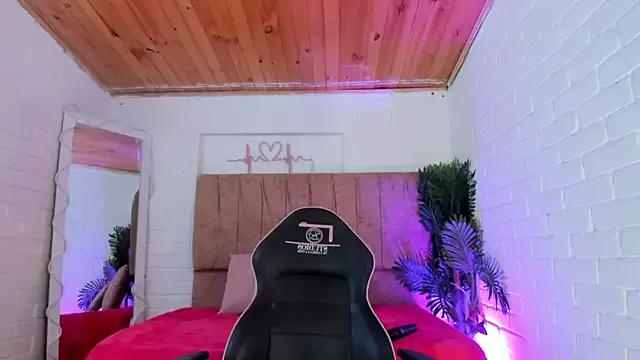 penelope_tay1 on StripChat 