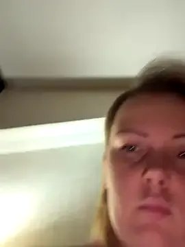 Freechat Piccolamonella29 on StripChat