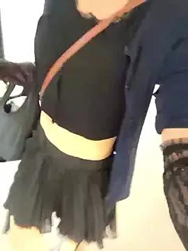 Freechat pink-mai on StripChat