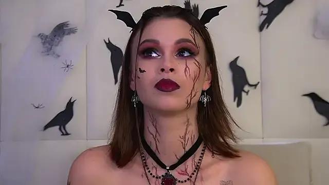 Freechat PollyLanders on StripChat