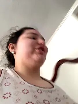 Freechat PortuPAWG on StripChat