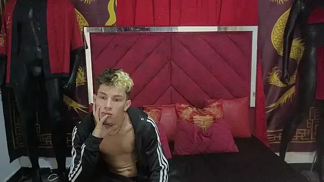 Freechat Pride_couple on StripChat