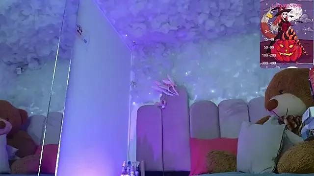 StripChat puca_ebony is Freechat puca_ebony — Oil my buttocks and give me 4 spanks