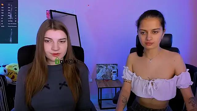 Group pure_radiance1 on StripChat