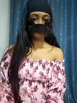 Freechat pussysexxyofficial on StripChat