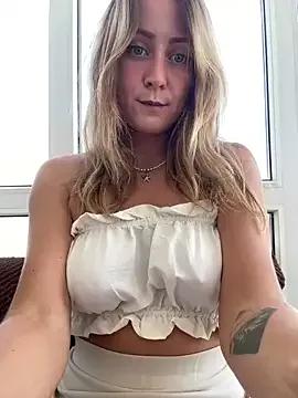 Puzdosia on StripChat
