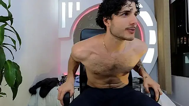 Freechat Rafael_Mendezz on StripChat