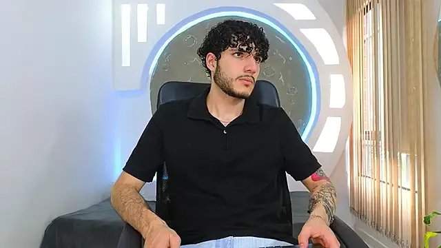 Freechat Rafael_Mendezz on StripChat