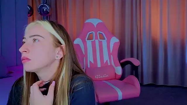 Private Reina_Cummings on StripChat