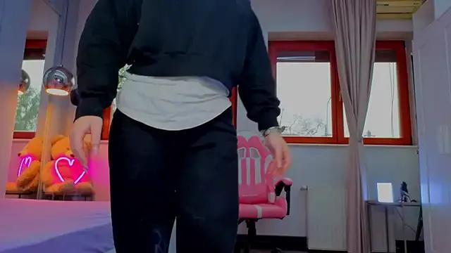 Reina_Cummings's avatar