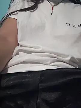 Freechat rossana99_ on StripChat