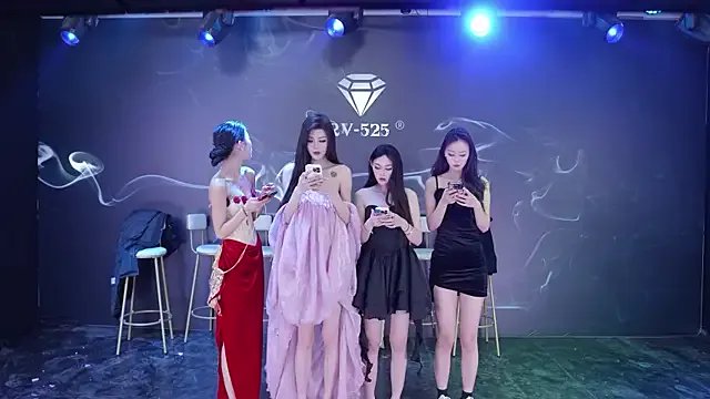 Freechat RV-525 on StripChat