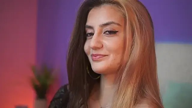 Freechat SabrinaHope on StripChat