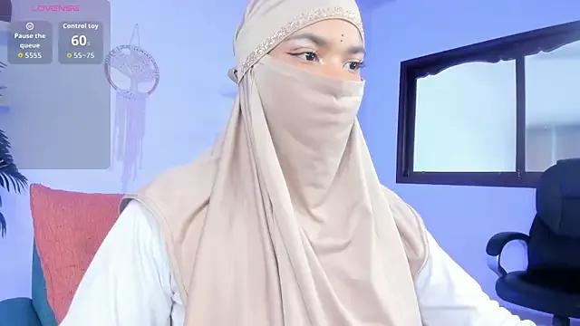 Freechat saray_halam on StripChat