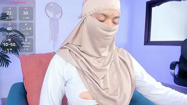 Freechat saray_halam on StripChat