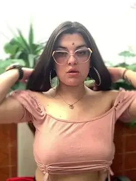 Freechat Scarletts_Boobs on StripChat