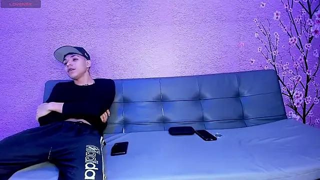 Freechat SeecretPartys on StripChat