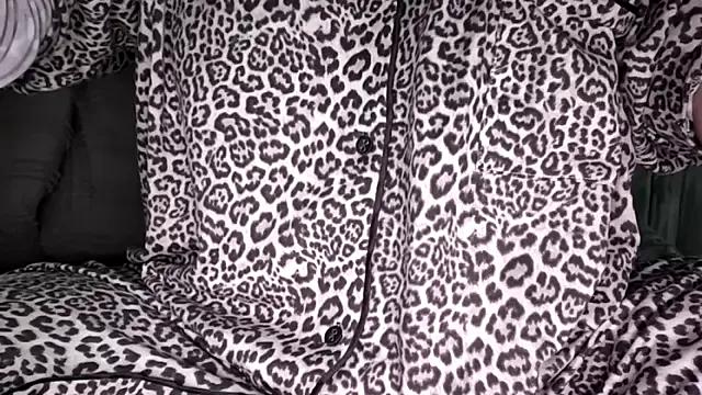 StripChat SEXY-ZENA is Freechat SEXY-ZENA — Owning Ma Bitch!