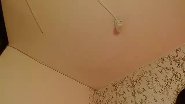 Freechat sexychubby___ on StripChat