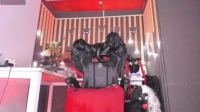 shaaroon_gold on StripChat