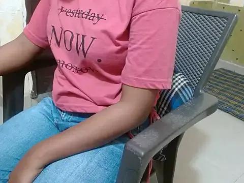 Freechat shallyji on StripChat