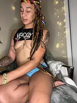 Freechat Shuggabutt on StripChat