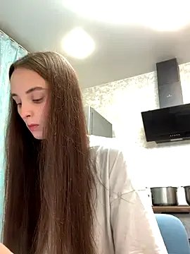 Freechat Silver_rains on StripChat