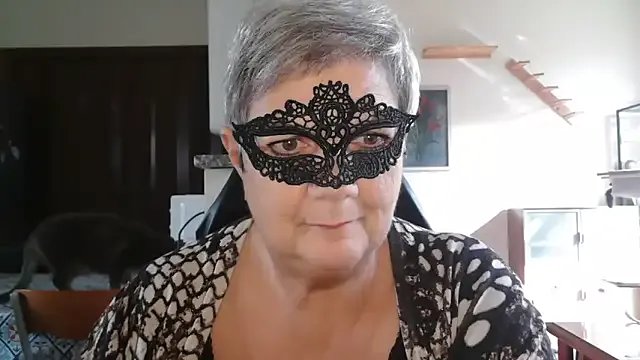 Freechat simona60 on StripChat