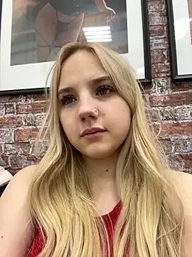 Freechat Sky_Cutie on StripChat