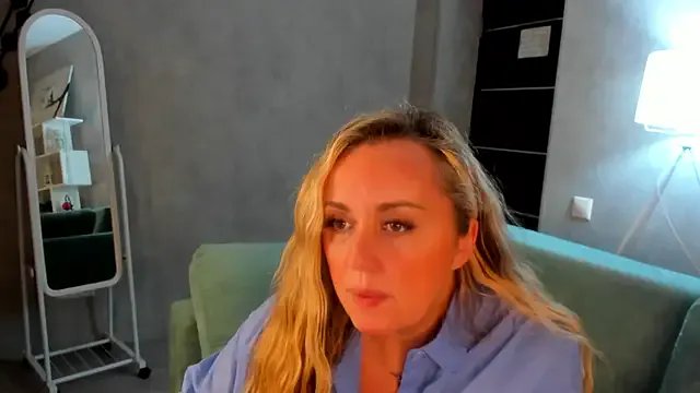 Freechat Sky_Kuper on StripChat